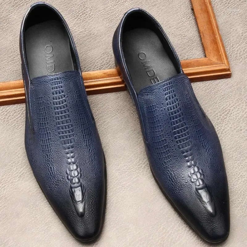 Scarpe eleganti di lussuoso motivi per coccodrilli da uomo mocassini 2024 moda vera pelle comoda designer di design di nozze sociale formale uomo