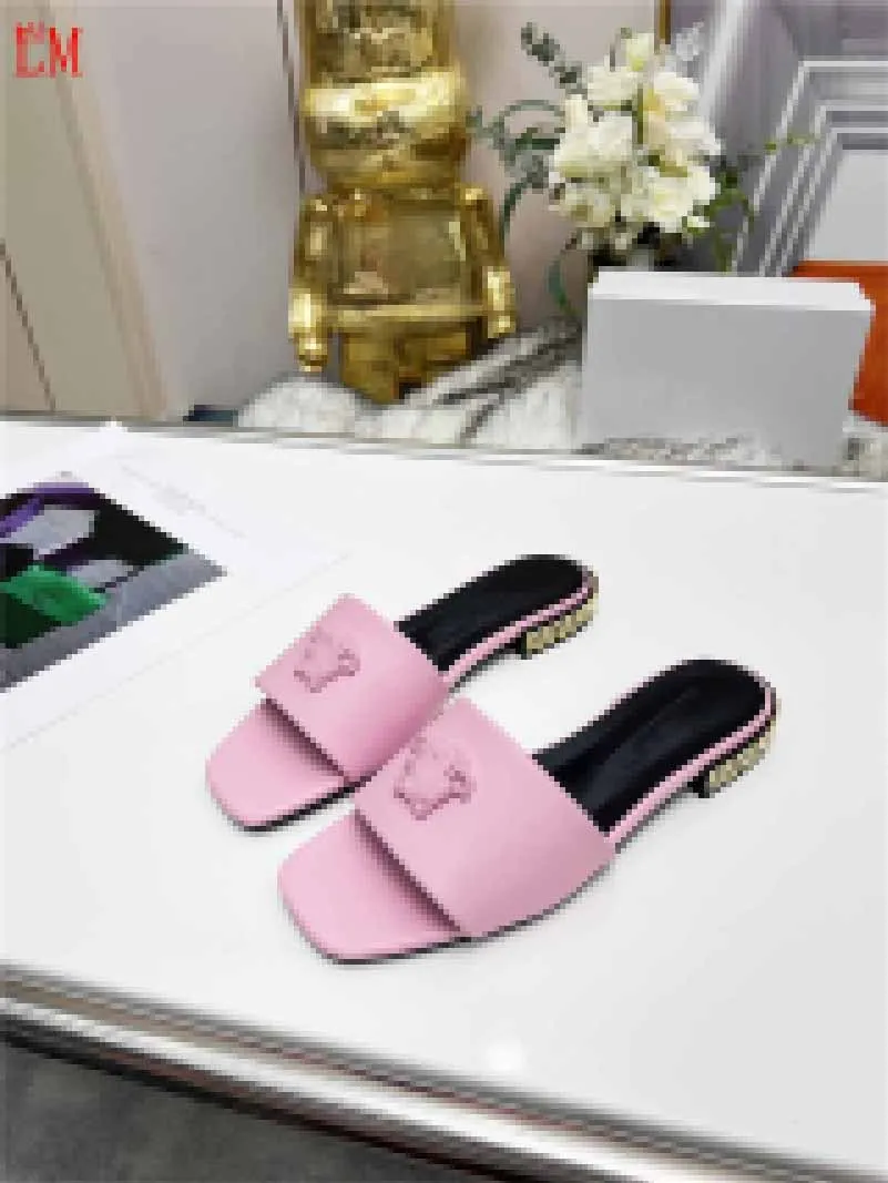 Women s Designer Luxury Slide Sandals Black with Gold Accent Medu Head Slip On Flat Slides Slippers w Box