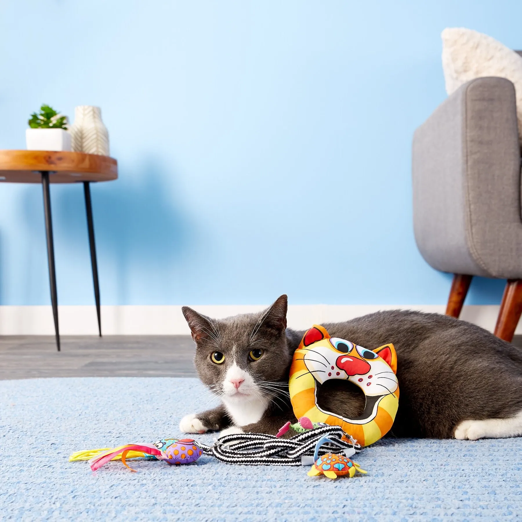 Fat Catfisher Kitty Hoots Cat Toy Doorknob Hanger ... From Chicpet, $16 ...