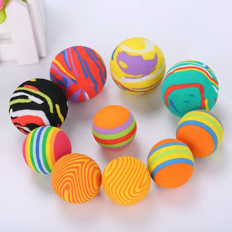 Toys 1/2/3/4/5st Cat Toy Ball Toys For Cats Foam Multicolor Balls Pet Toy Interactive Training Toys Pet Cat levererar katttillbehör