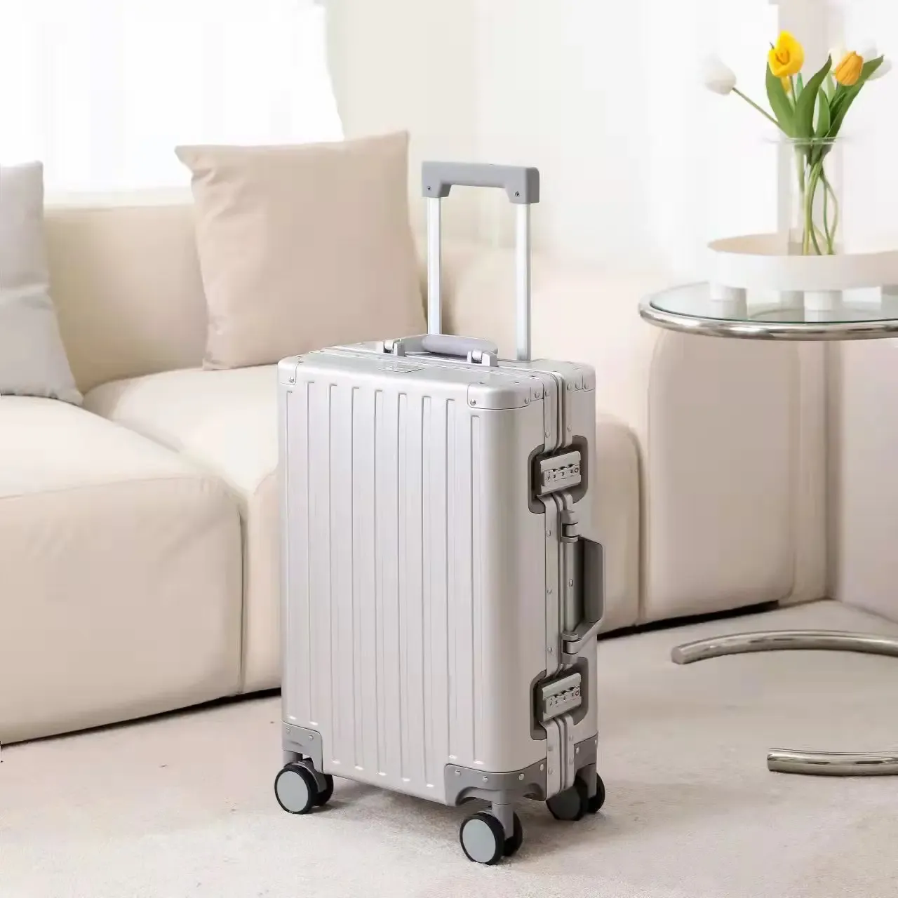 Conte de voyage à bagages 20 "24" 28 "100% Aluminium Travel Varine dure chariot de cabine Vérification de la cabine dans les bagages sur roues