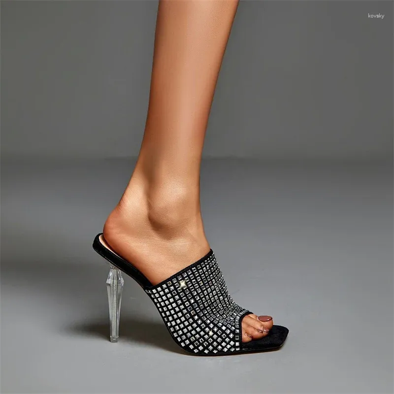 Slippers espreitam os dedos dos dedos femininos Pantuflas Crystal High Salto Black Femme sandalias Sexy Zapatos Mujer Bombas sólidas