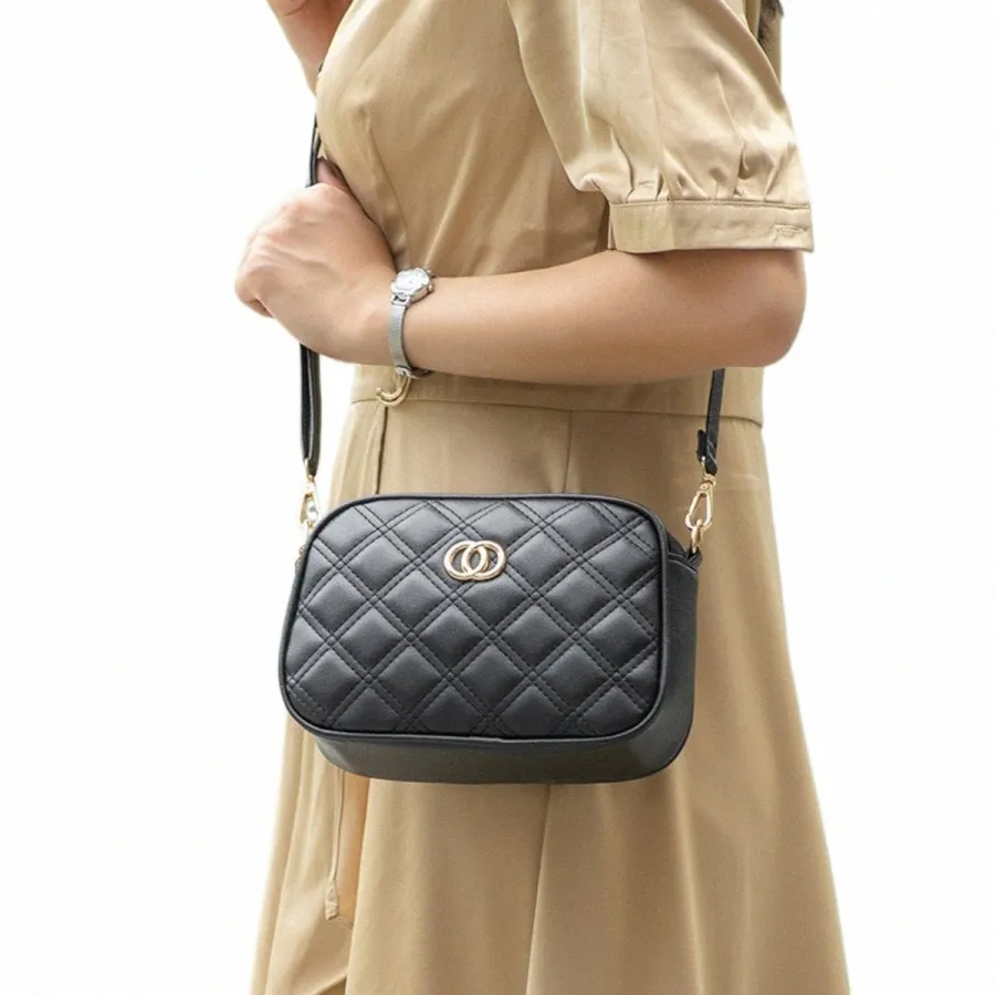 Fi Color Color Sac Sacs de bandoulière 2024 Nouveaux sacs d'appareil photo diamd minimalistes sac à main en cuir sac à main femelle 31MU #