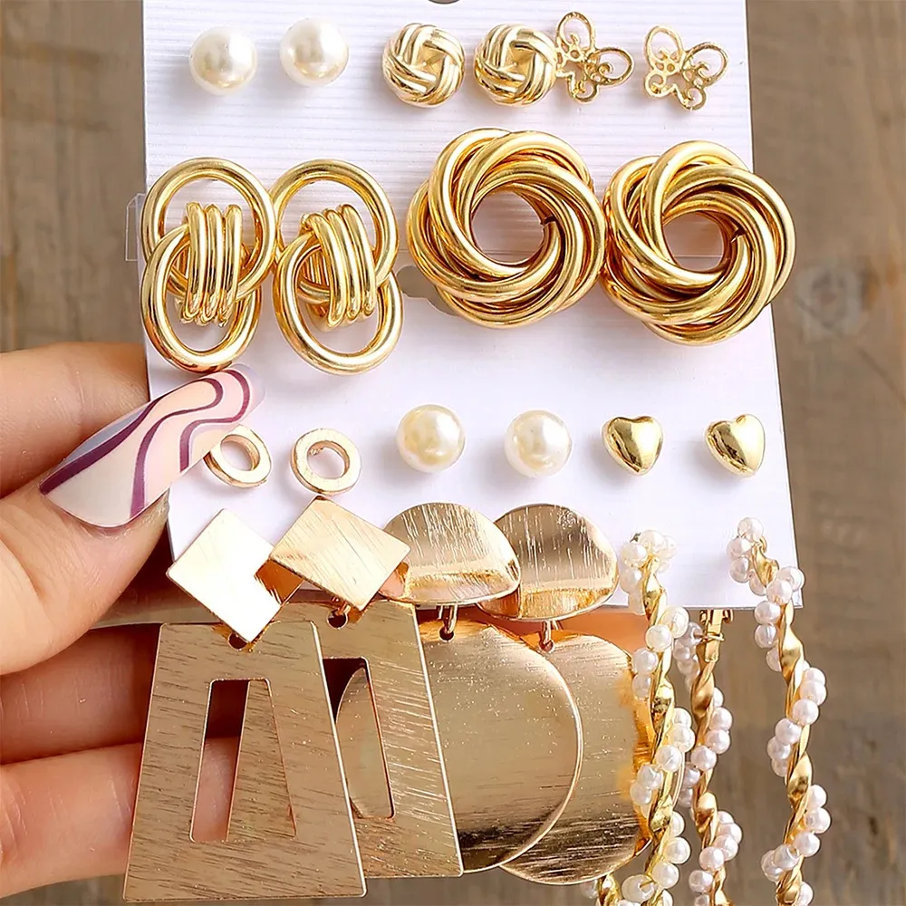 Vintage 2setSpack Gold Color Metal Twist Pearl Hoop örhängen för kvinnor Girls Geometric Knot Heart Dangle Earring Set Smycken 240408