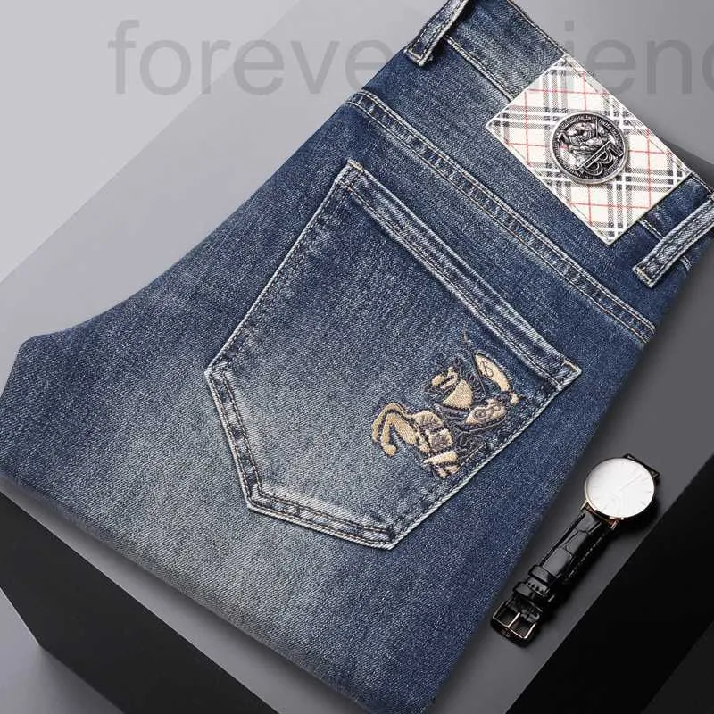 Designer de jeans masculin 2023 automne / hiver Nouveau haut de gamme européen pour la version coréenne Slim Small Feet Elastic Brodery Nano Retro Pantals 9F3S