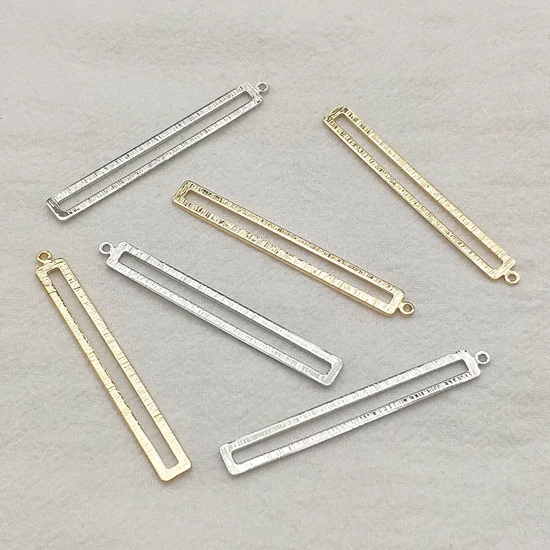 Colliers Nouvelles arrivages!53x6 mm 100pcs Copper Rectangle Charme pour les boucles d'oreilles de collier fait à la main