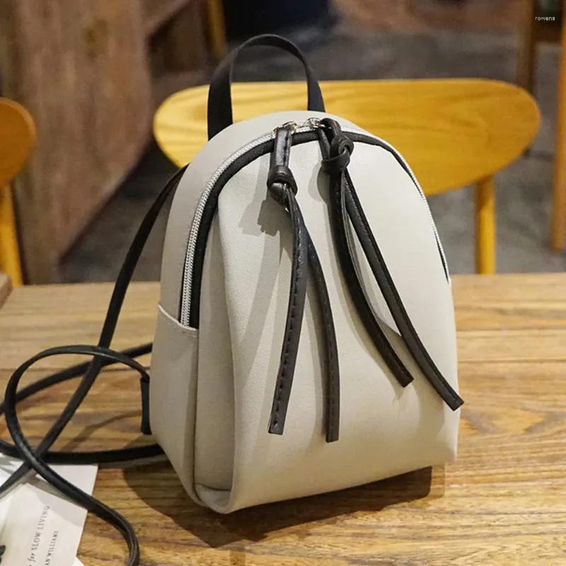Sacs d'école Vente des femmes Fashion Mini sac à dos Simple Couleur solide Ajustement Small Backpacks Pu Leather Student Bookbags Voyage décontracté