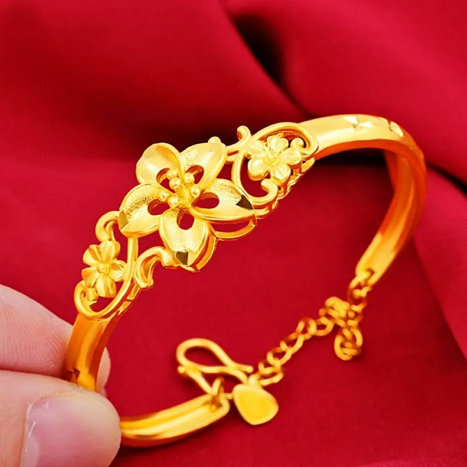 Cuff Bangle With Flower Pattern Design 18K Yellow Gold Filled Engagement Bridal Women Armband Gift2352