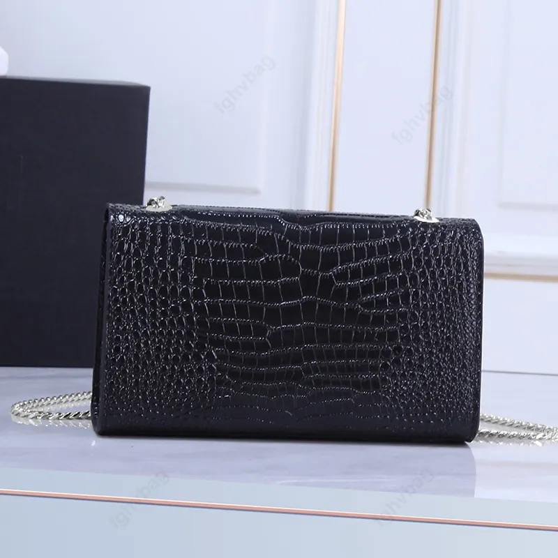 Luxur Designer Bag Kvinnor Black Crocodile Leather Bag Fashion Chair Bag Bag Högkvalitativ Kvinnakoppling Guldknapp Guldknapp Fringe Handväska Crossbody Bag Wallet