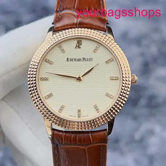 AP Titanium Watch Watch Classic Series 15163or White Plaid Dial con material de oro rosa de 18 km Garantía mecánica de dos agujas simples y grandes