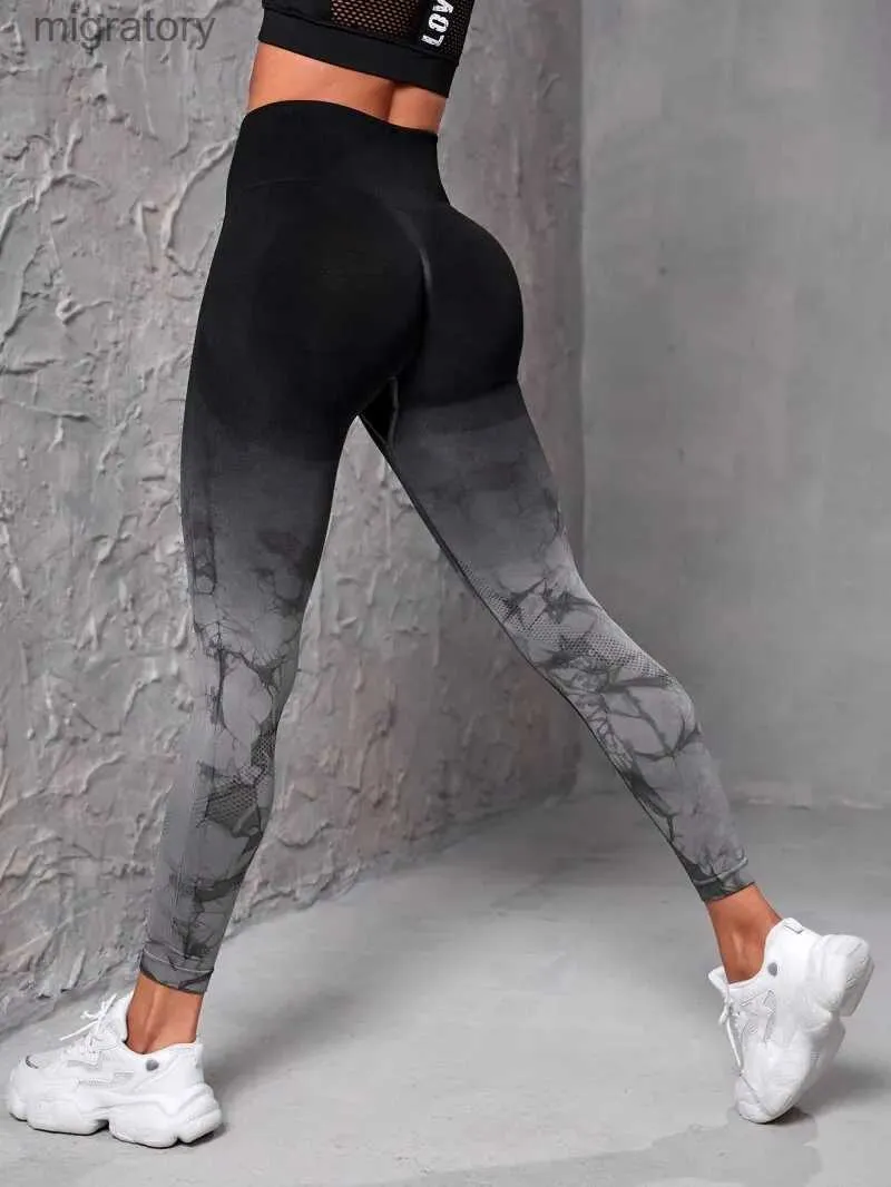Damskie dresy damskie płynne spodnie jogi push upnie ciasne spodnie Ćwiczenie kondycyjne jogging trening na siłowni wysokiej talii łatwy do barwienia bieganie YQ240422