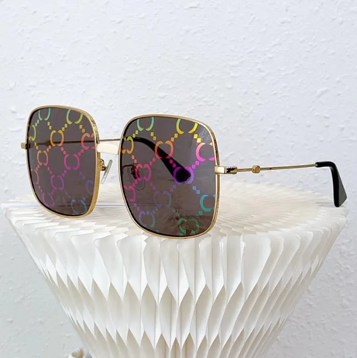 Ultimi occhiali da sole di moda maschile designer donne occhiali da sole telaio quadrati sfumature di stampa mirror net rosse street shoot coup5033474