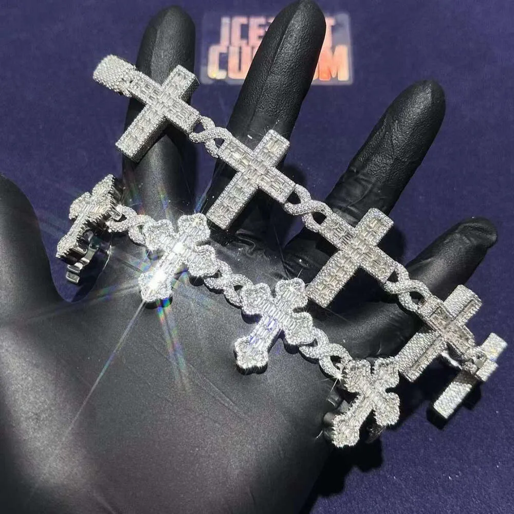 Nouveau bracelet de mossanite populaire Iced Out VVS Diamond Hip Hop Bracelet Bijoux S925 Silver Moissanite Cross Cuban Bracelet
