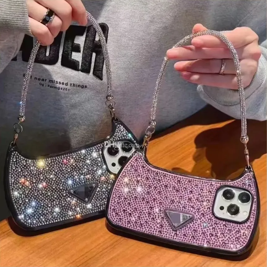 Designer Phone case Triangle nameplate Rhinestone For IPhone 15 14 13 12 ProMax 15Pro 14Pro 13Pro Case Beautiful Crossbody Bag glitter design sense Mobile Cover