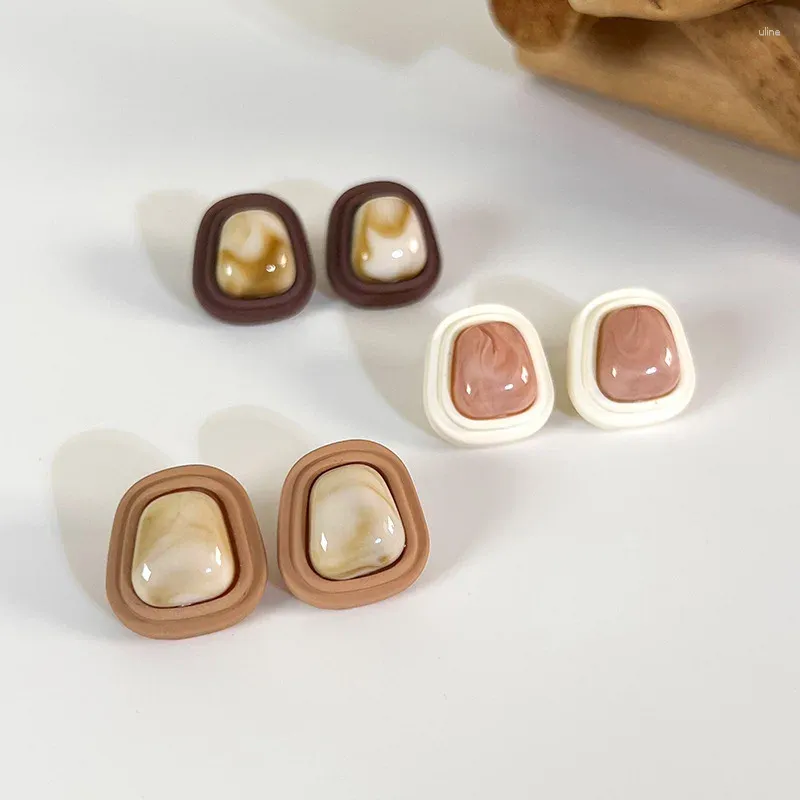 スタッドイヤリングミナール気質キャンディーカラー女性の女の子のための幾何学的なイヤリングのための女性のためのアクリルスクエアコーヒー豆