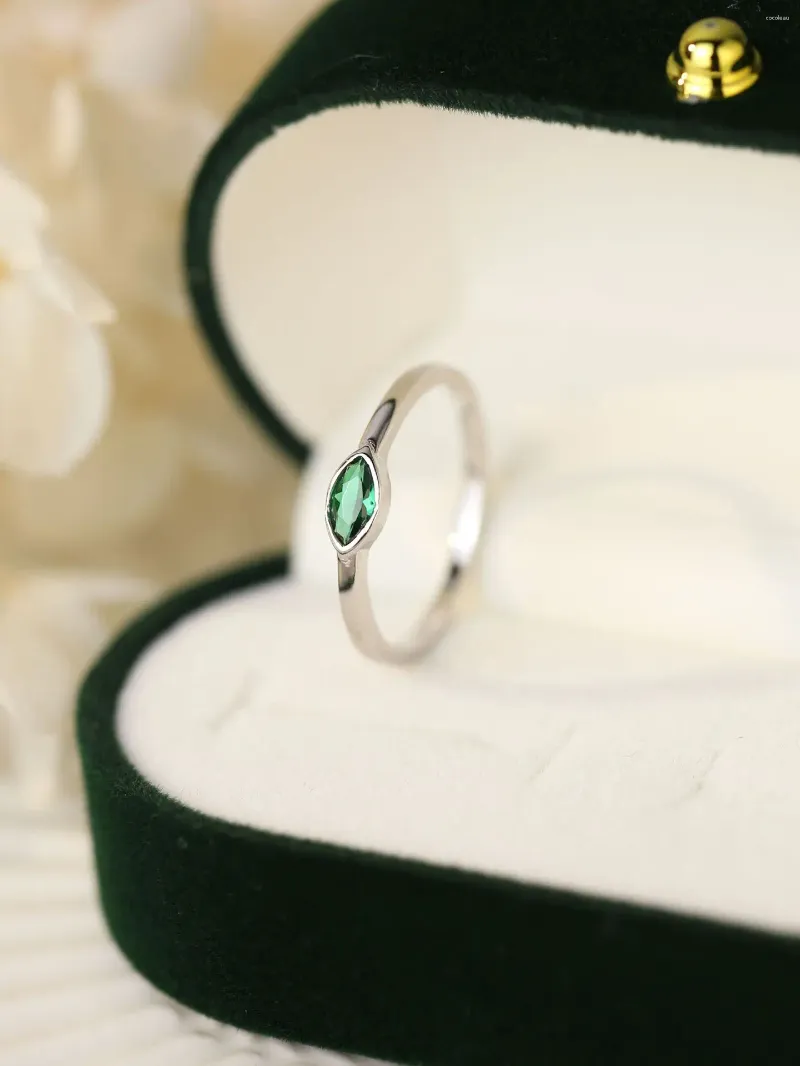 Clusterringe 2024 Verkauf S925 Sterling Silber Simple Green Gem Horse Eye Ring hochwertiger leichter Luxus für Frauen