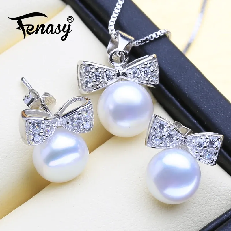 Halsband Fenasy 925 Sterling Silver Pearl Smycken Set Natural Pearl Stud örhängen för kvinnor Romantisk bowknothänge halsband