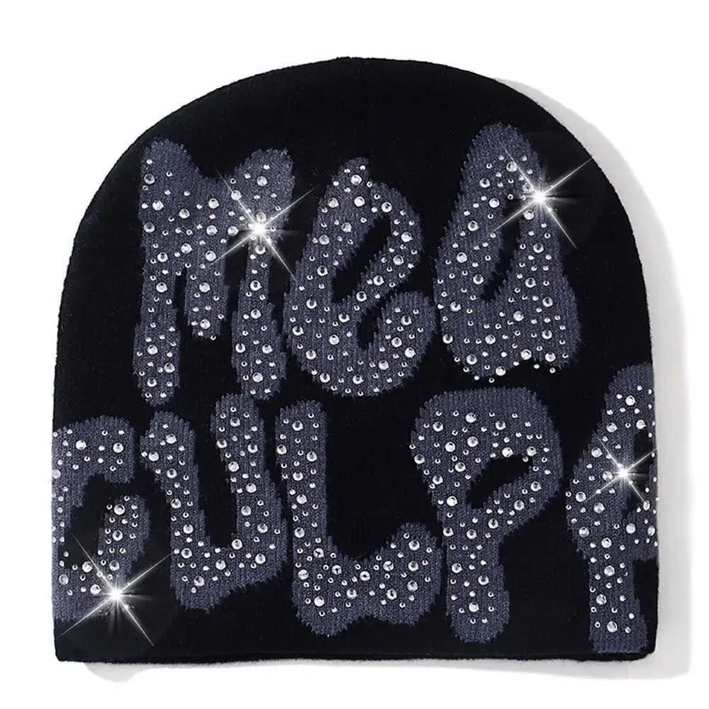 ビーニー｜Rhinestone Cross Baenie｜Y2KSUPPLIER ビーニー｜Rhinestone Cross Baenie｜Y2KSUPPLIER