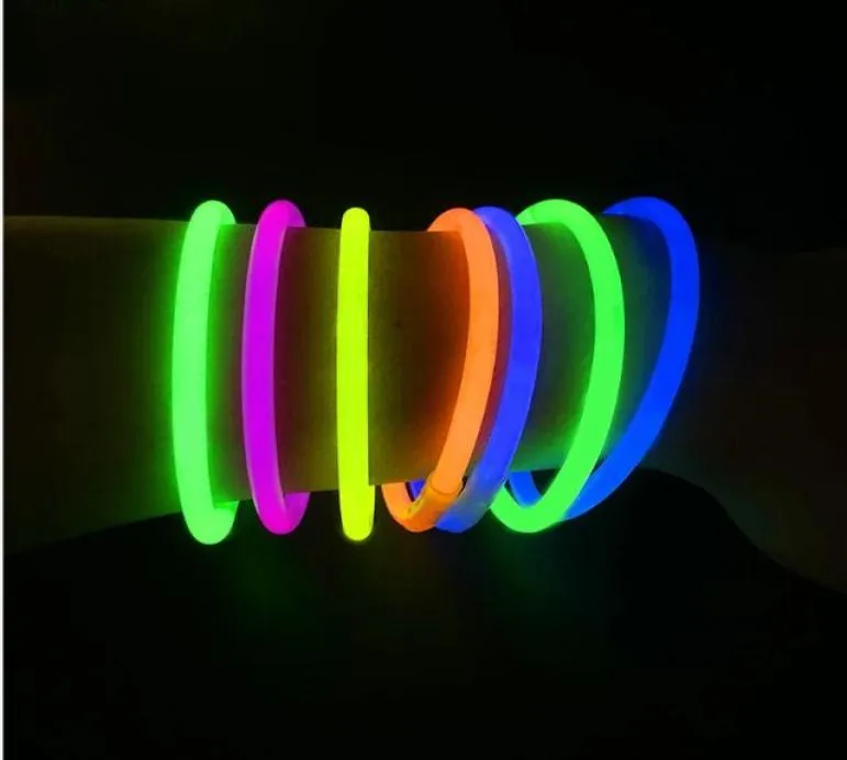 100pcs Party Fluoreszenz Helles Leuchten in den dunklen Stöcken Armband Halskette Neon Hochzeits Geburtstagsfeier Dekoration Halloween Props8257356