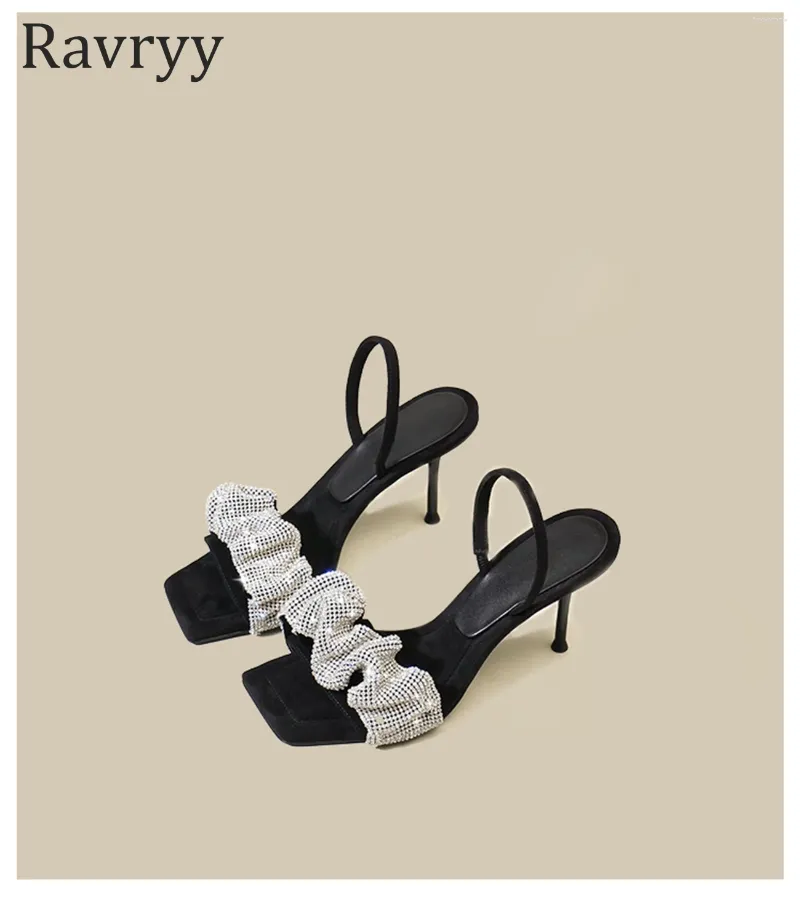 Slippers Black مطوي راينستون Stiletto Sandals 2024 Summer Word Belt High Heels Square Tee Open Sexy Women’s Shoes