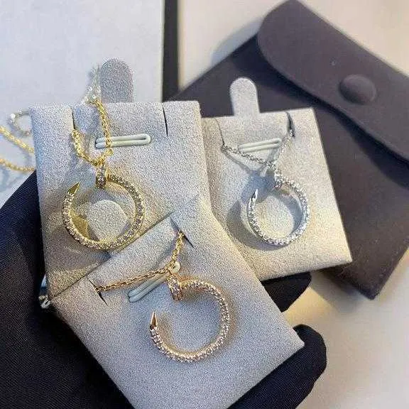 Colar de luxo de alta qualidade Kajia v Gold banhado a ouro Mijin CNC Inclado a artesanato com diamante feminino de diamante Xiao Zhan Mesmo estilo Chain de colarinho de estilo