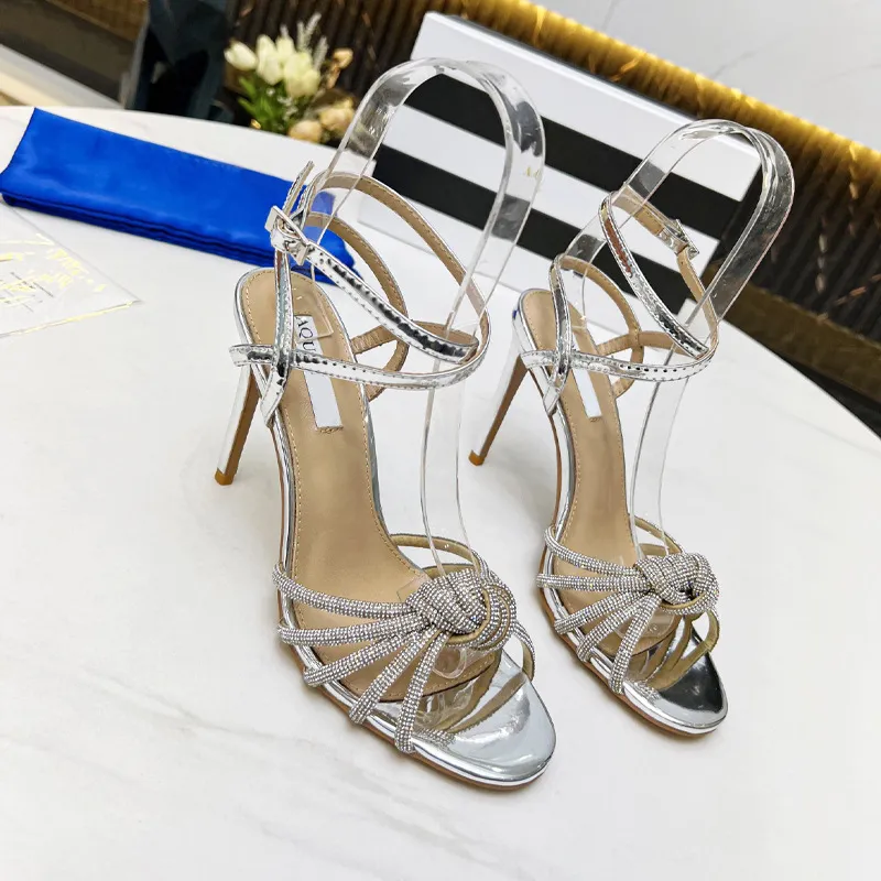 Mujeres de lujo de verano Celeste Sandals Zapatos Aquazzuras Corias de punta con adornos de cristal