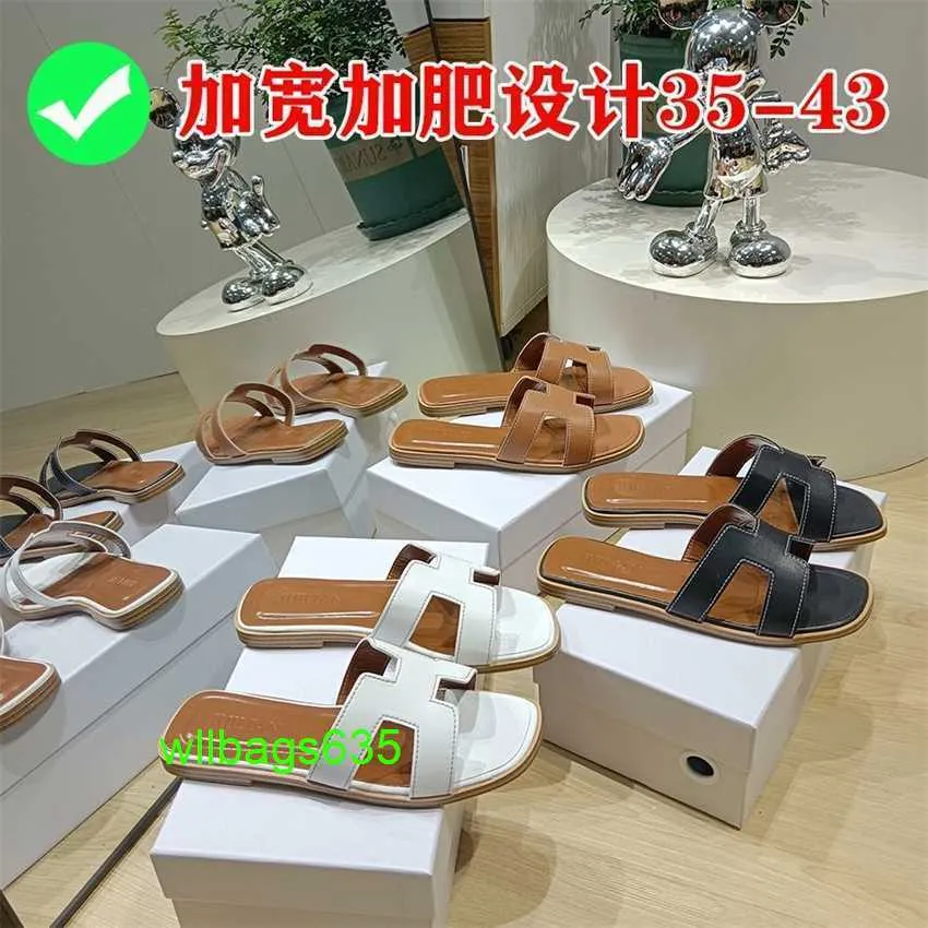 Oran Sandals 패션 가죽 슬리퍼 4143 여름 평평한 바닥 외부 웨터 슬리퍼를위한 대형 신발 넓고 통통한 발을 가진 여성용 로고 hb4fab