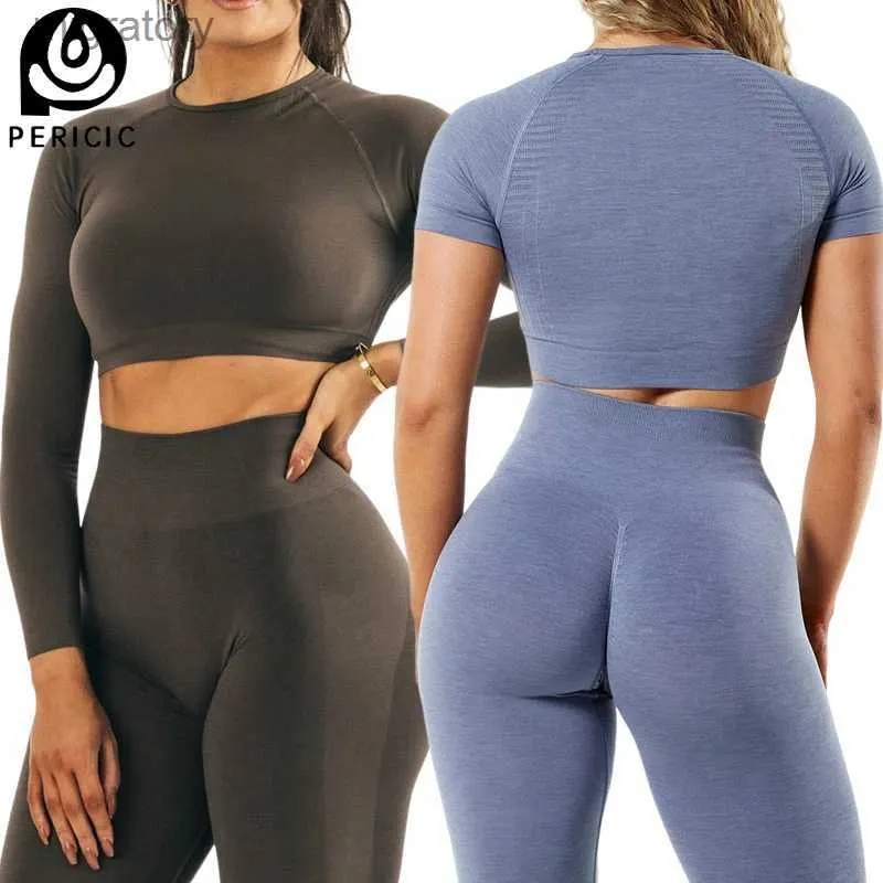 Women's Tracksuits Womens seamless yoga set pleated tight pants enlarged shorts gym attire fitness soaking exercise 2 pieces 3 pieces yq240422