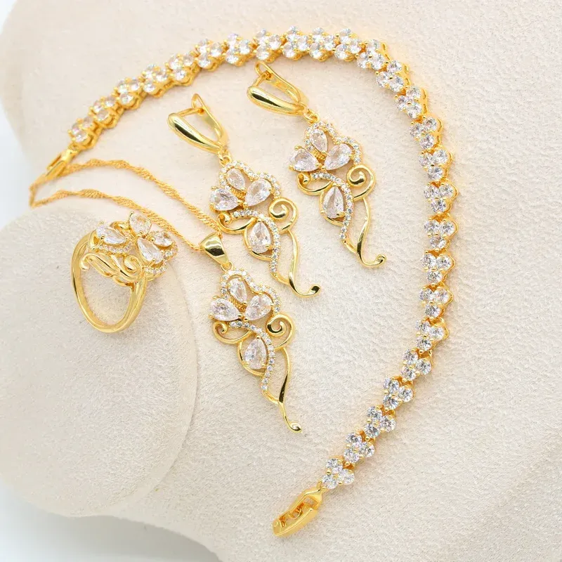 Strands squisiti gioielli di colore in oro sposa set per donna matrimonio bianco zircone orecchini in bracciale cravatta anello a ciondolo regalo di Natale