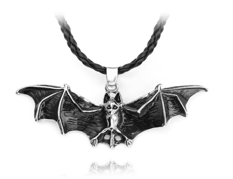 Fashion Men Braided Genuine Leather Cord Necklace With Classic Bat Pendant For Halloween European American Punk Jewelry1618131