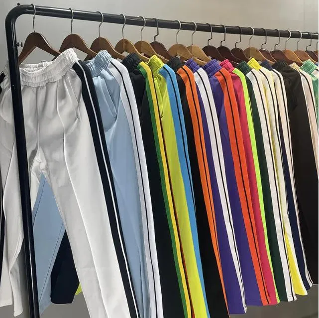 Tasarımcı Erkek Pantolon Gevşek Erkekler Sonbahar Kış Sporları Uzun Pantolon Fermuar Pantolonları Sıradan Erkekler Sweetpants Mektup Baskılı Jogger Yan Stripes Sport Gazet Çizme