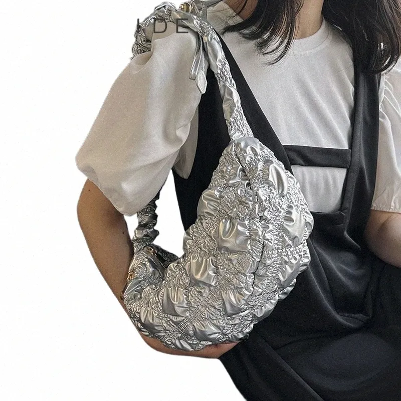 Sac à bandoulière Sier matelassé décontracté pour les femmes 2023 Nouvelles sacs à main tendance designer plissés nyl plissés nyl plis # 3KF # #