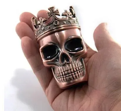 Smoking Accessories Metal King Skull Tobacco Herb Grinder 3-Part Spice Crusher Hand Muller Plastic Grinders Magnetic with Sifter