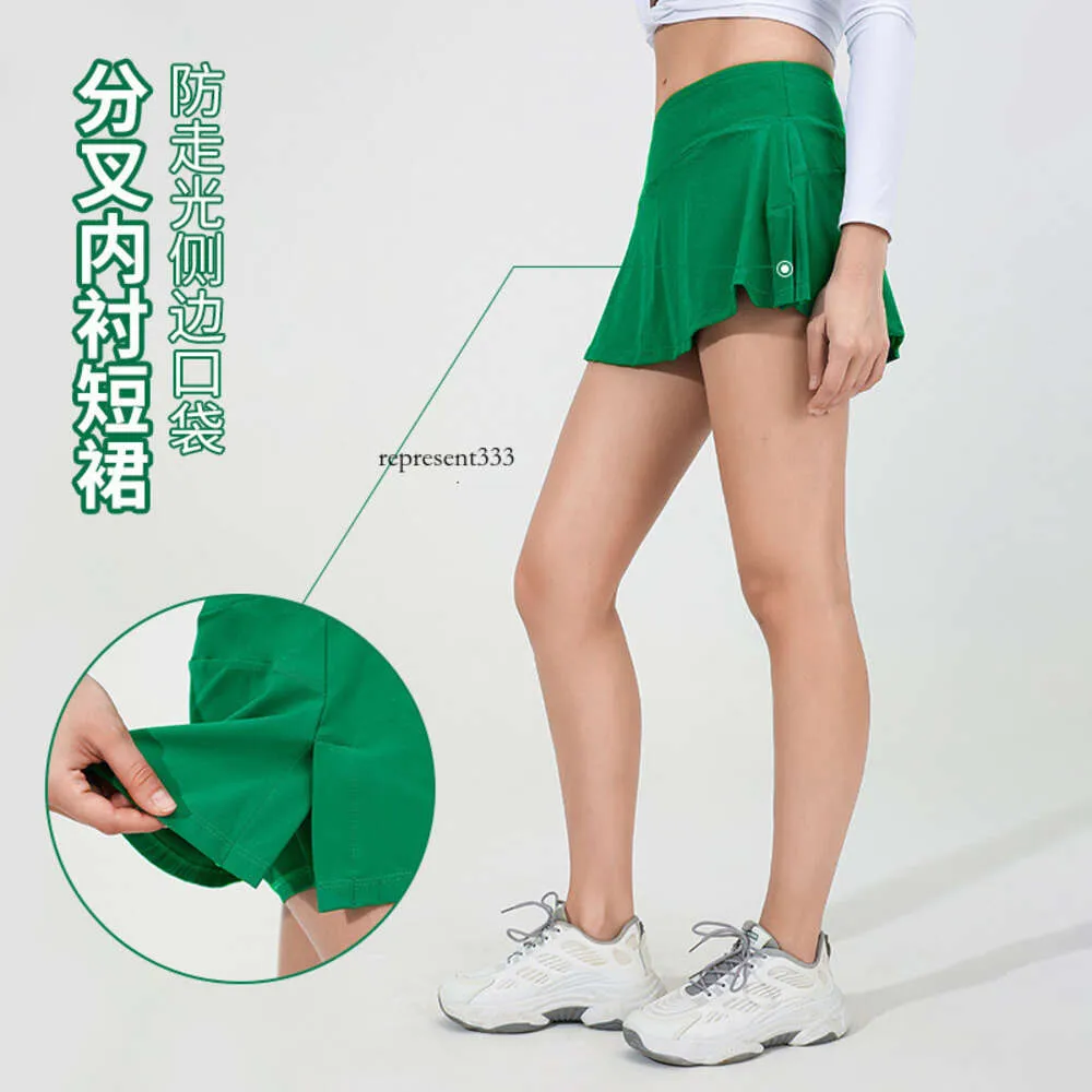 Lulumon shorts sport kort med hög elasticitet och andningsbar brokad dubbelsidig falska tvådelar anti bländningsslit tennis kjol