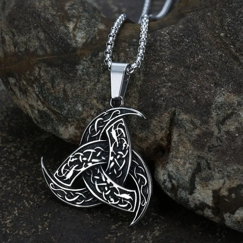 Hänge halsband nordisk stil viking keltisk knut triangel halsband för män retro amulet smycken gåvapendant273w