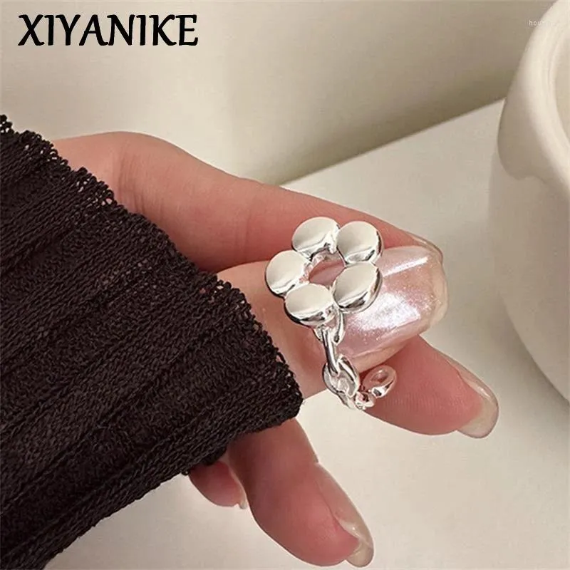 Cluster Anneaux Xiyanike Summer Beach Sweet Hollow Flower Open Cuff Finger pour femmes Girl Fashion Jewelry Gift Party Anillos Mujer
