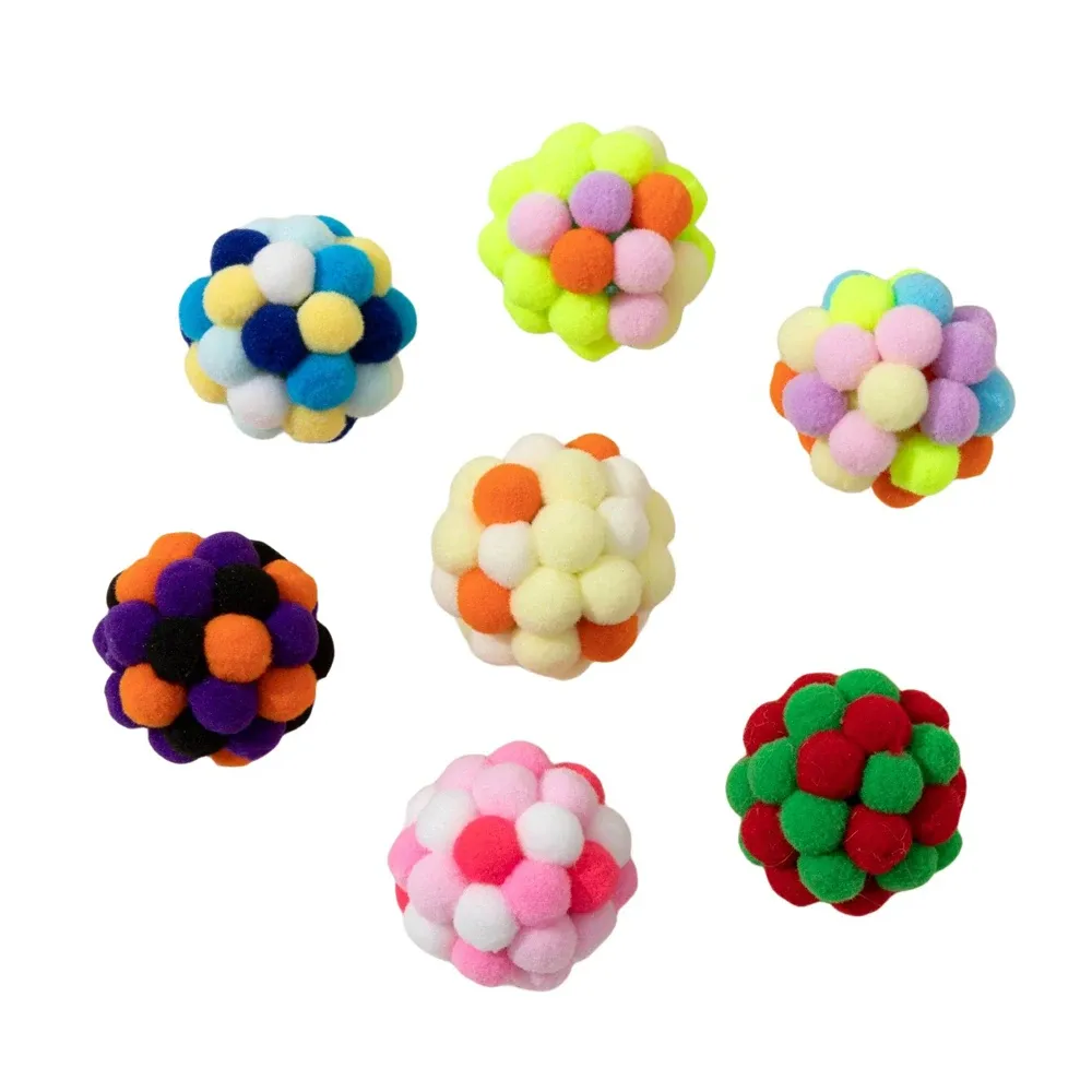 ألعاب 5pcs Cat Thise Toy Ball Fluffy Pet Cat Toys ملونة ذاتية الترفيه منتجات Cat الملحقات Plush Bouncy Chase Balls