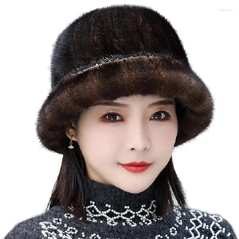 BERETS 2024 Y2K FLUFFY BACKET HAT WOMEN REAL暖かい厚いぬいぐるみ女性贅沢なファッションファーリーパナマ漁師キャップ