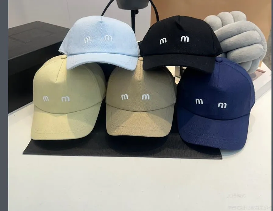 مصمم الكرة قبعة النساء الرجال البيسبول قبعة جديدة من القطن الفاخر MM رسالة التطريز مجهزة القبعات Snapback Sport Casquett