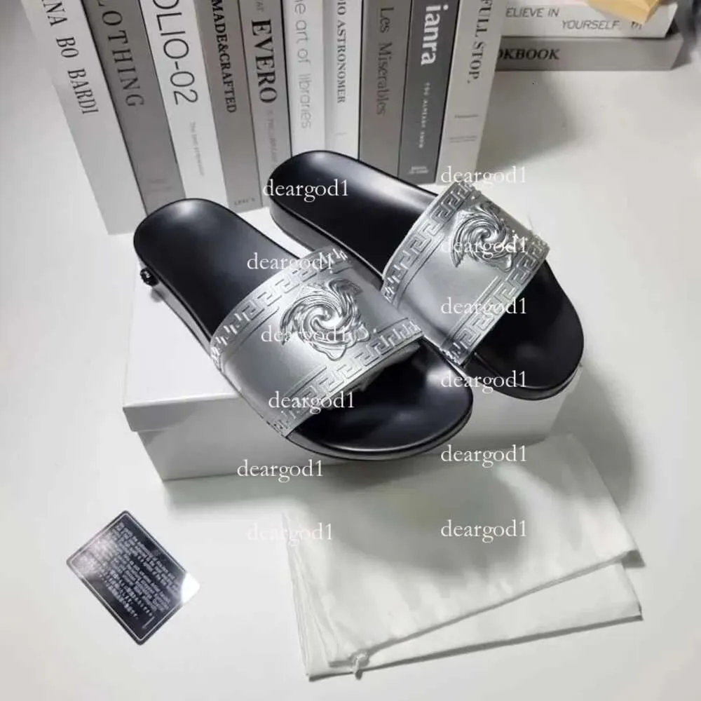 S Slippers Slippers New Fashion Classics Palazzo Sandale Casual Shoe Mule Mens Womens Sandale Sliders Metal Slipper Plateforme d'été Flat Slide Wholesale 26