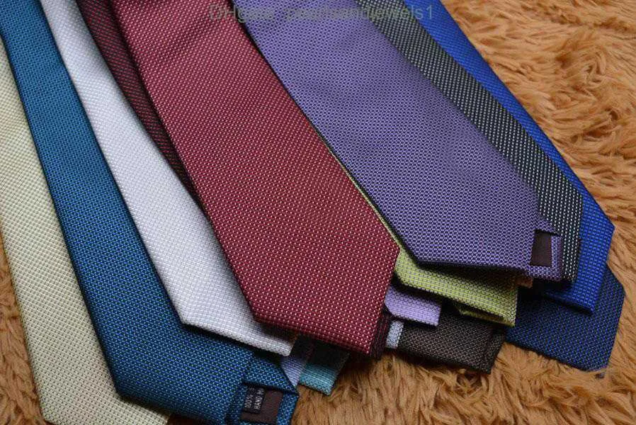 Fashion Men Ties Silk Tie Mens Neckwear Handgemaakte trouwfeestbrief Necht Italië 14 Style Business Stripe Neck Cloth met doos L002