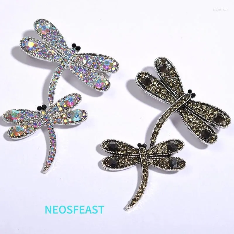 Broches delicados Rhinestone Dragonfly para mulheres Corso de insetos Pin Pin Ladies Gifts Acessórios Classic Jewelry