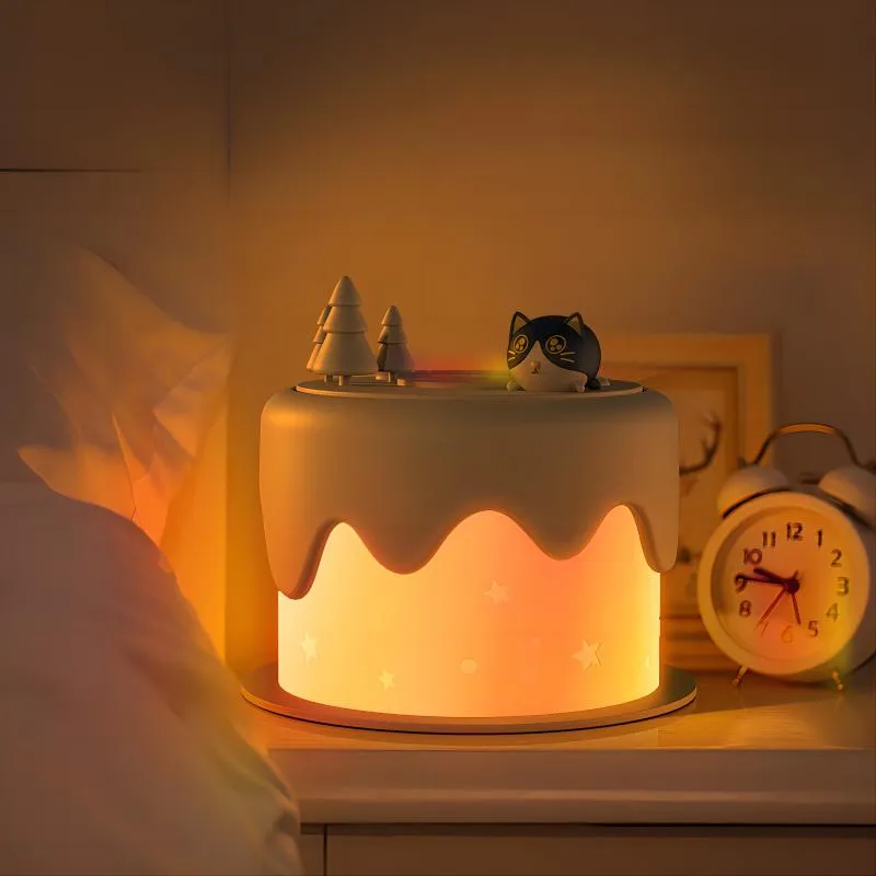 Birthday gift cake humidifier, small night light desktop, home dormitory, silent gift for family and friends, humidifier, essential for summer