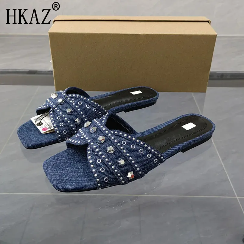 Sapatos para mulheres de verão quadrado de cabeça aberta dos pés chinelos azuis jeans azul sandálias planas decorativas 240409