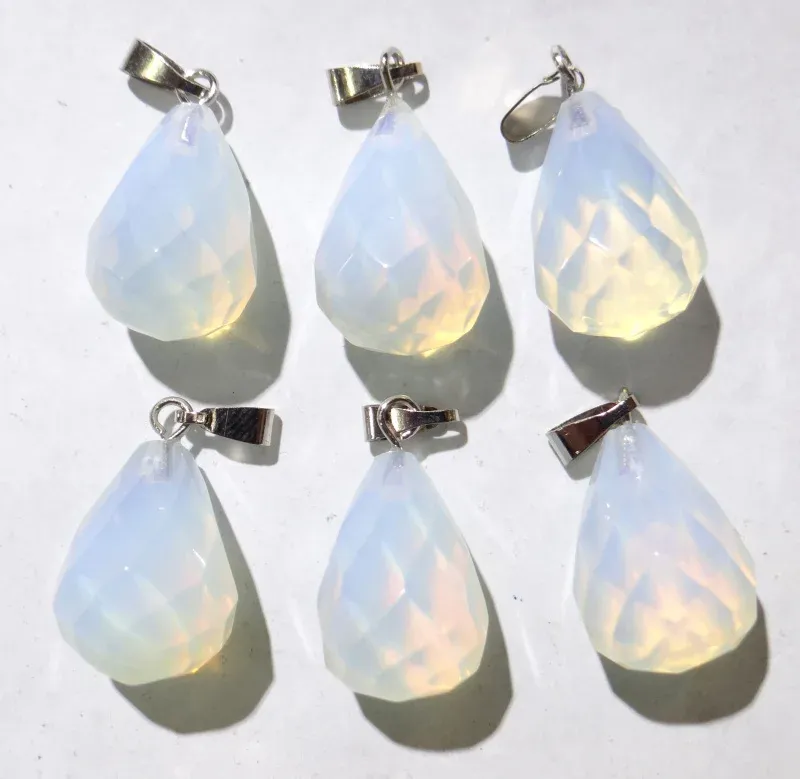 Colliers en gros de 12pcs de haute qualité en pierre d'opale naturelle en pierre de pierre coupée Pendants pour les accessoires de pendentif pendentif collier de fabrication de bijoux de bricolage