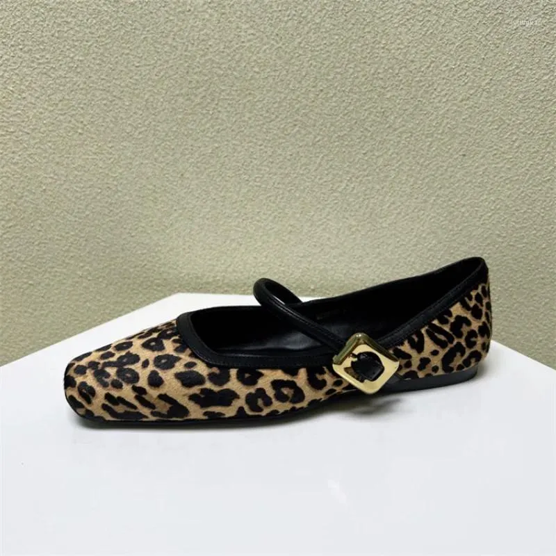 Chaussures décontractées Leopard Imprimé confortable Soft Squle Flat Femme's Luxury Mary Jane Boucle bouche peu profonde Single