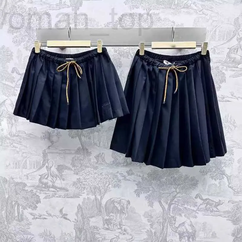 Skirts Designer New Spring/Summer Miu Nanyou Gaoding Fresh Academy Style Heavy Industry Embroidered High Waist Pure Cotton Short Pleated Half skirt CZ6W
