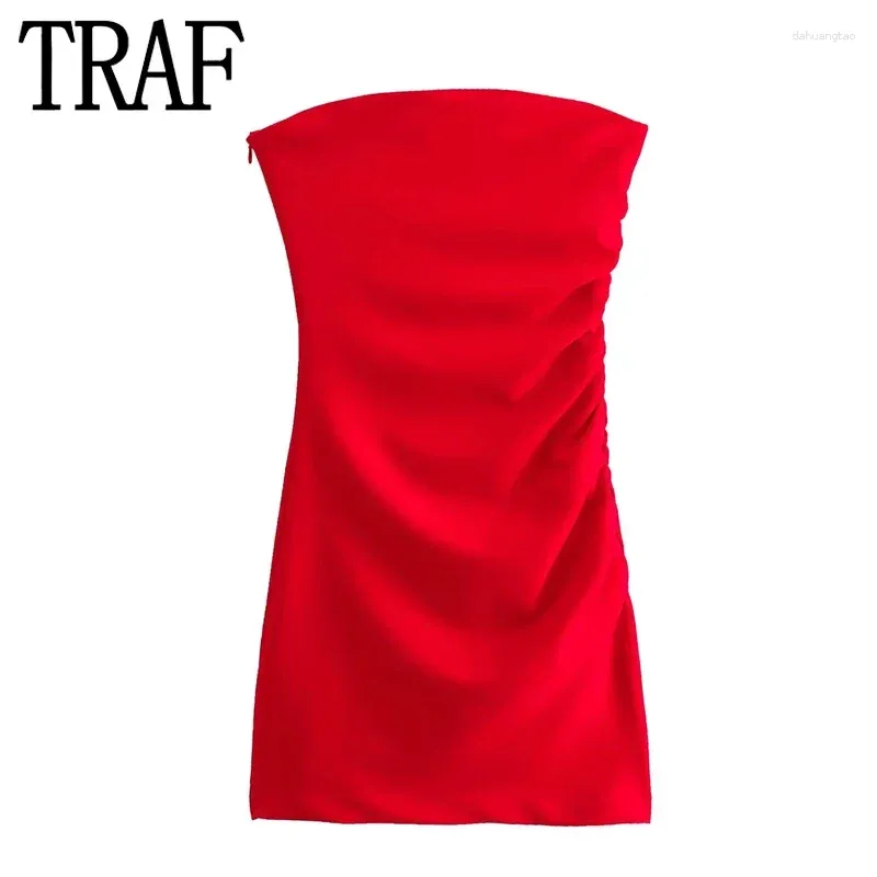 Abiti casual 2024 Mini abito rosso Donna arruffato a spalla corta per donne senza maniche Bodycon senza schiena Partito sexy