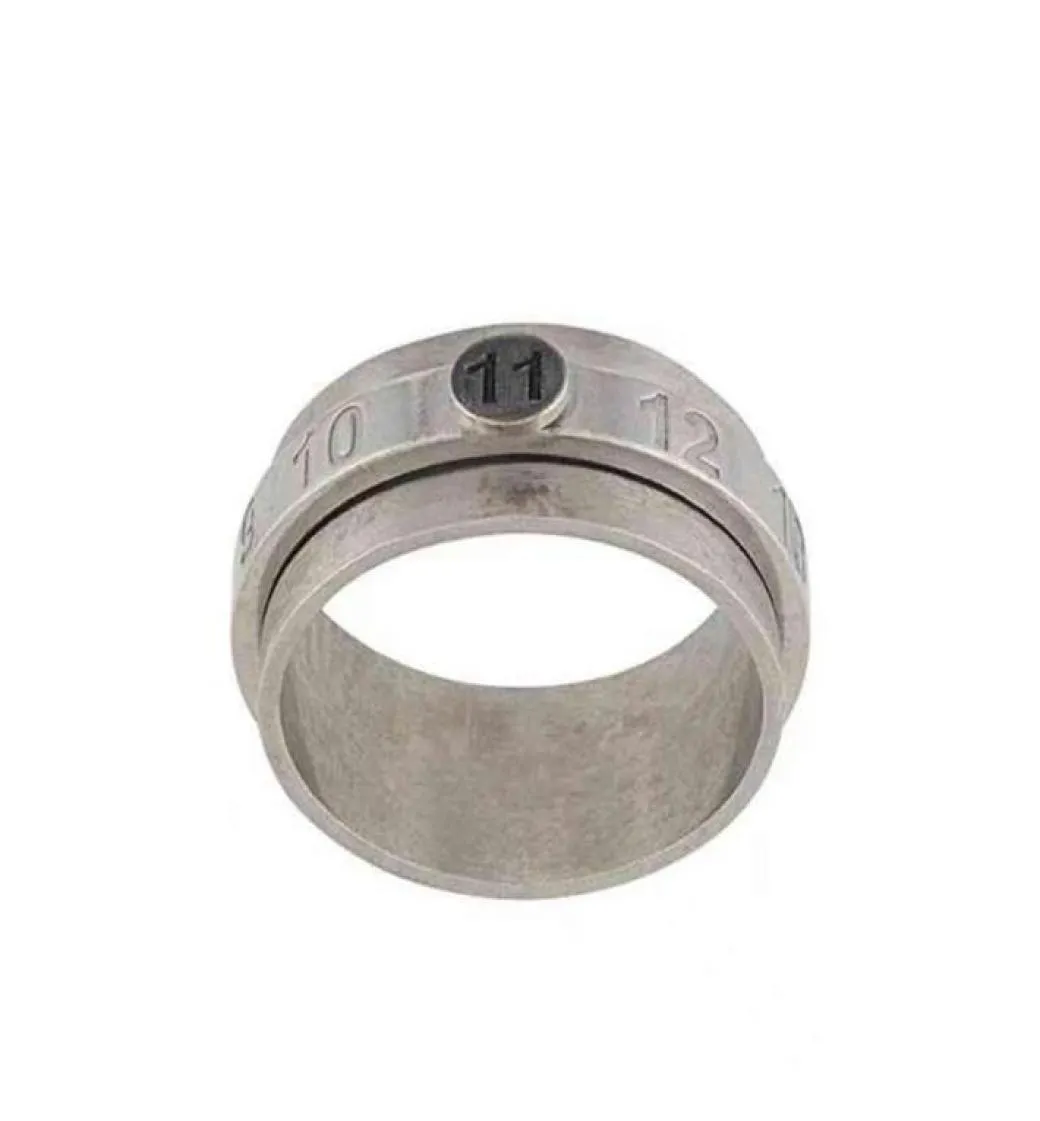 Margiela Style 925 Srebrny Rotatable Digital Rzeźbiony Marguera Używany Ring250F6439226