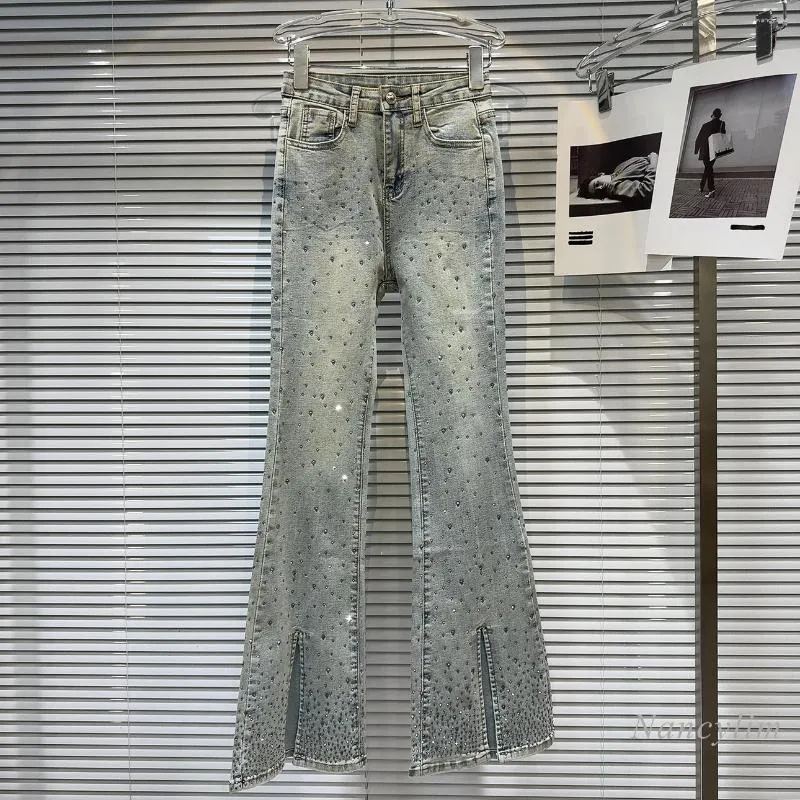 Jeans femminile 2024 estate di strass pesante di strass pantaloni di denim magro per le donne pantaloni bagliori